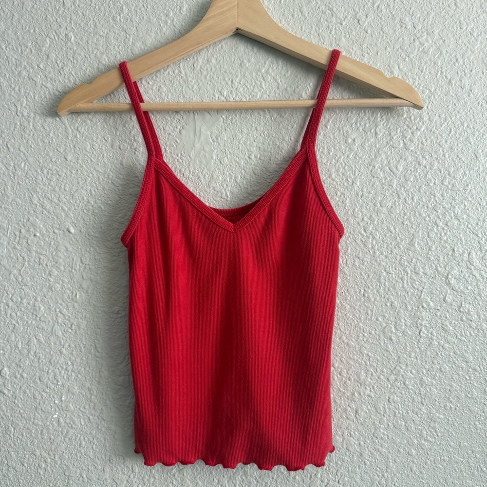 Abercrombie & Fitch red ribbed strap tank lettuce hem size small